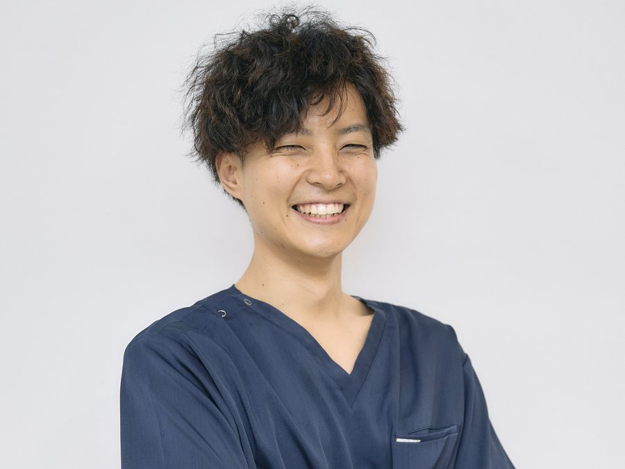 ここから接骨院 院長 牧田拓也